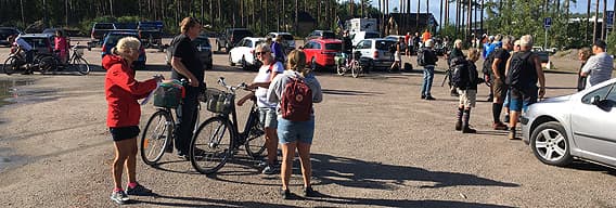Samling på parkering