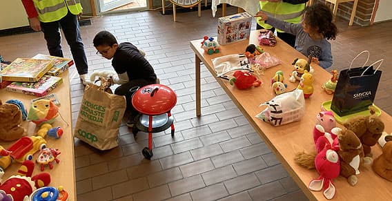 Barnen väljer leksaker
