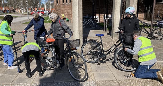 Fixar cyklar utomhus